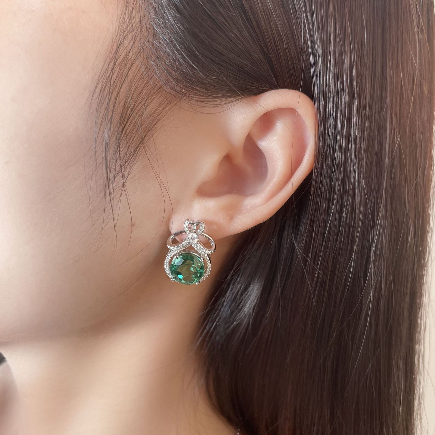 Round Cut Gemstone Sterling Silver Earring